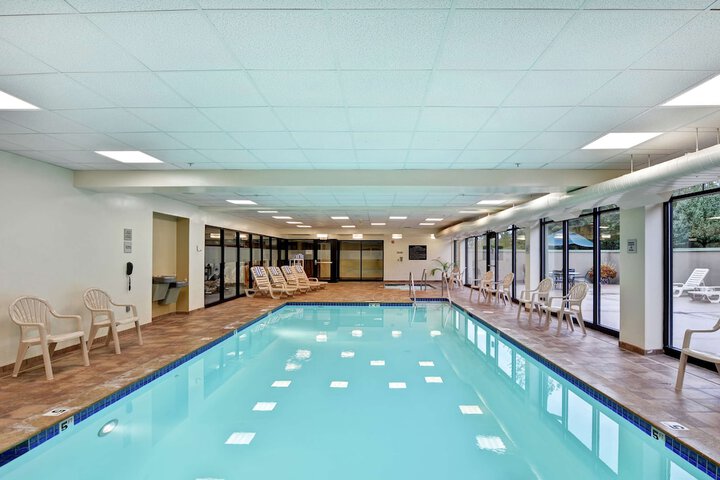 Hampton Inn & Suites Wilkes-Barre / Scranton
