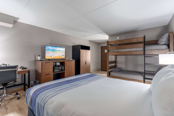 AmericInn by Wyndham New Richmond