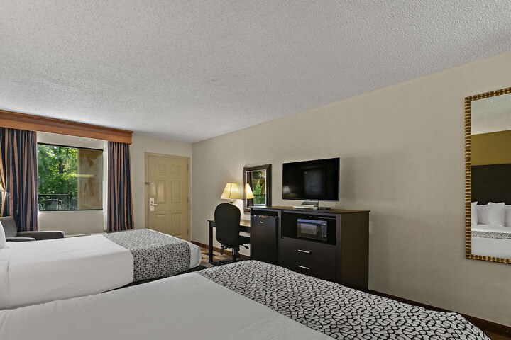 Best Western Windsor Suites