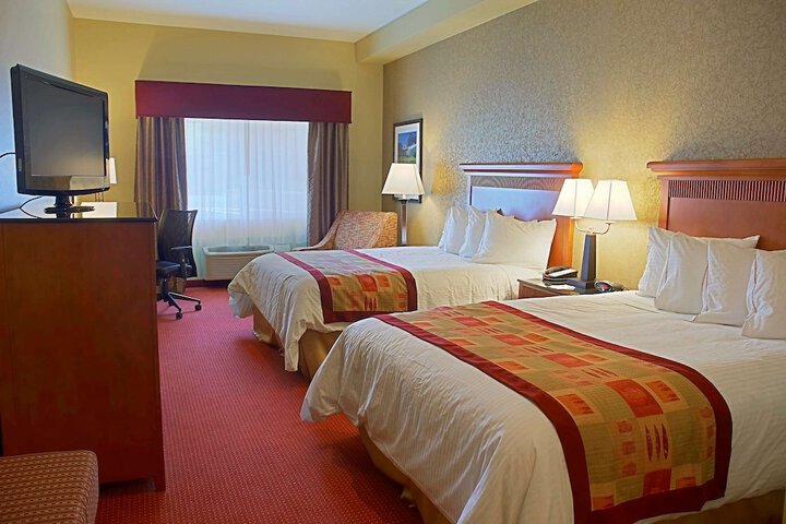 Room 9 of 28