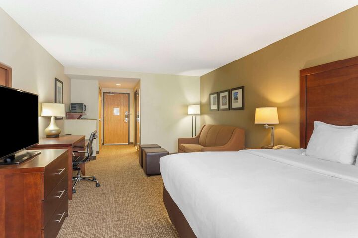 Room 15 of 32