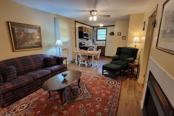 Arrowmont Stables & Cabins