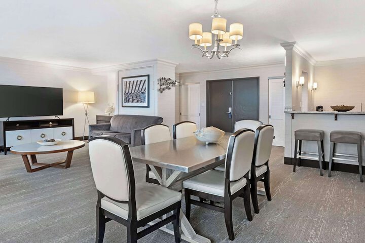 Best Western Plus Agate Beach Inn