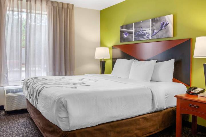 Sleep Inn & Suites Milwaukee Airport