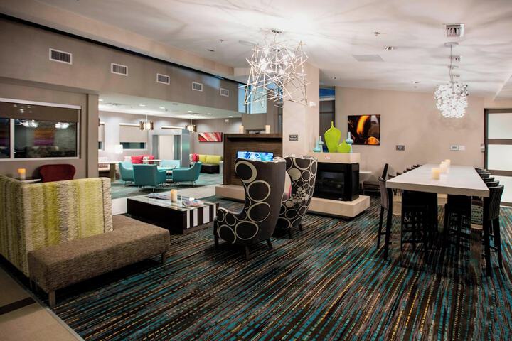 Hotel Interior 11 of 34