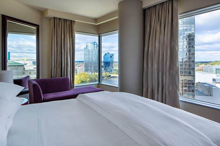 Room 45 of 150