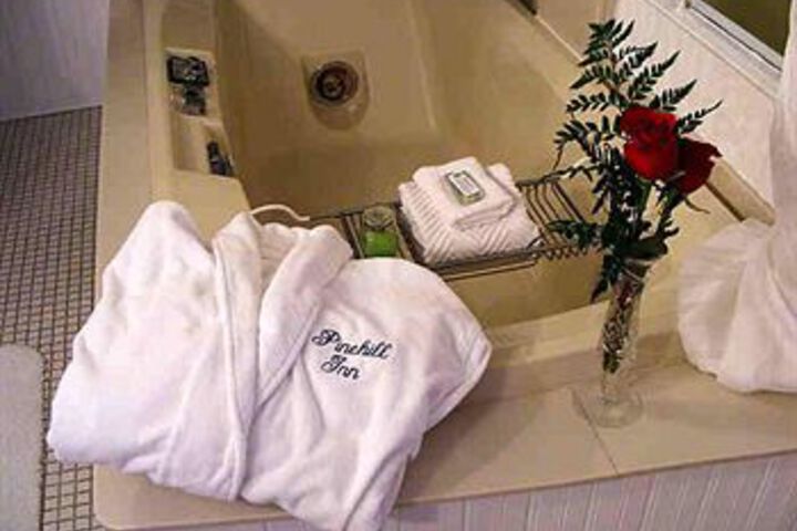 Pinehill Inn