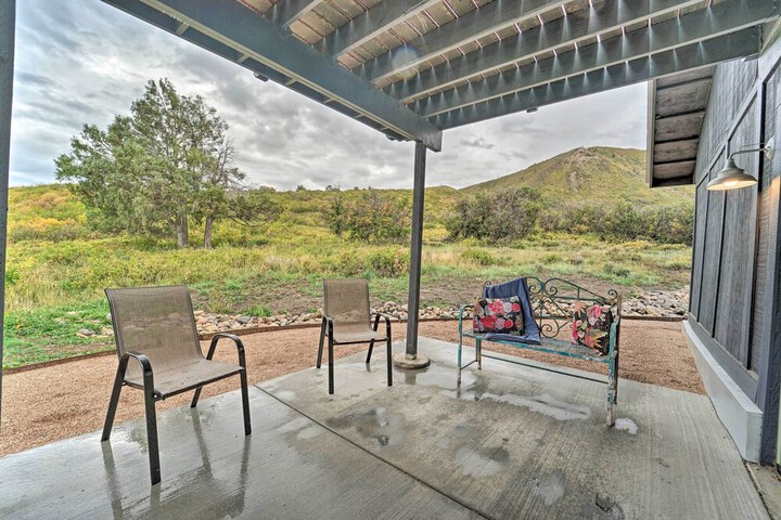 Pet-friendly Mancos Gem w / Patio & Fire Pit!
