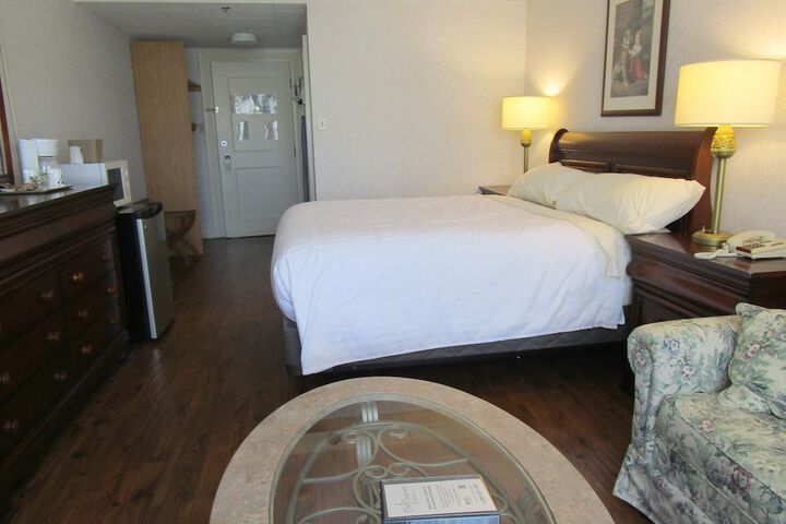 Room 31 of 38