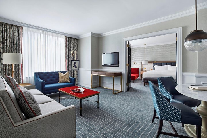Room 43 of 91