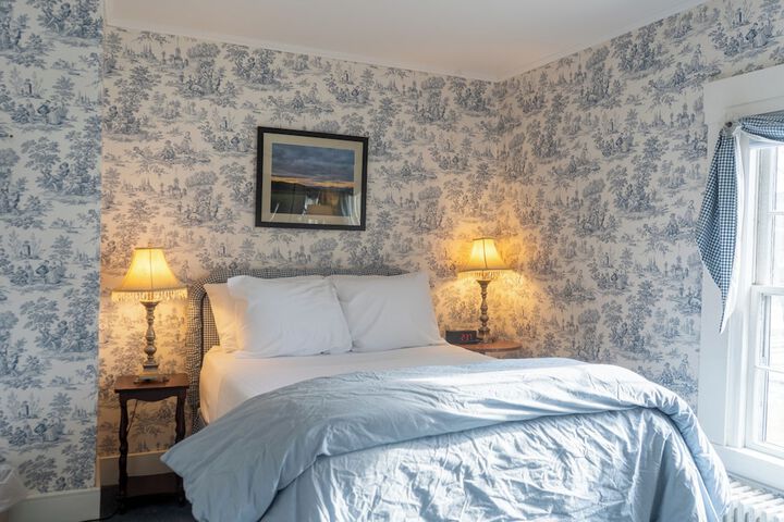 The White Gables Inn