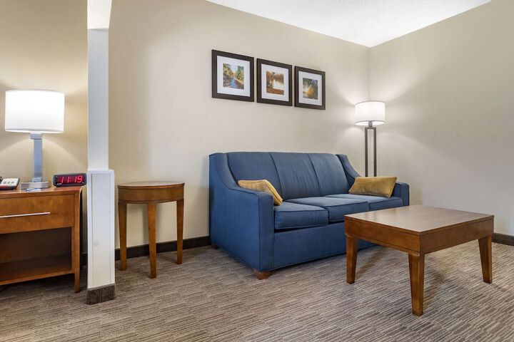 Room 22 of 34