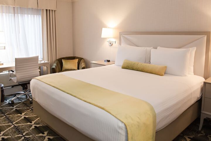 Room 21 of 39