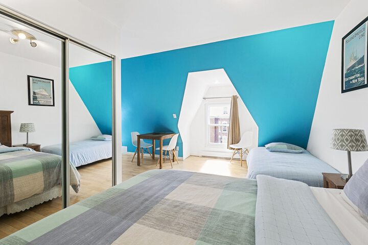Room 14 of 51