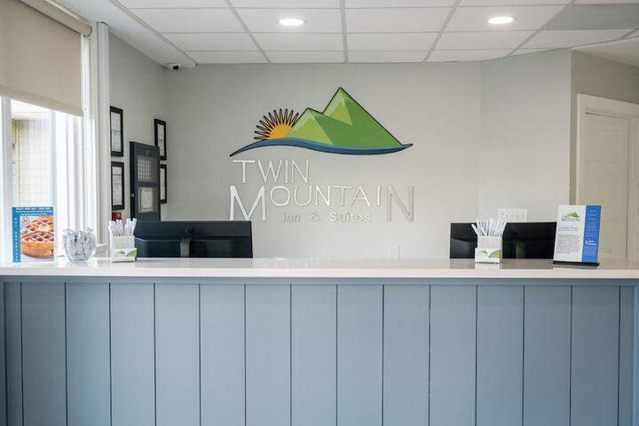 Twin Mountain Inn & Suites
