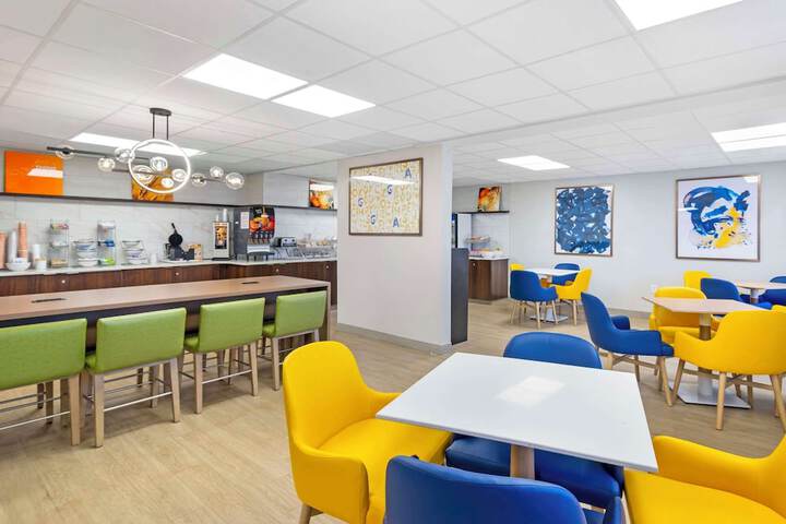 Comfort Suites Northside Hospital Gwinnett