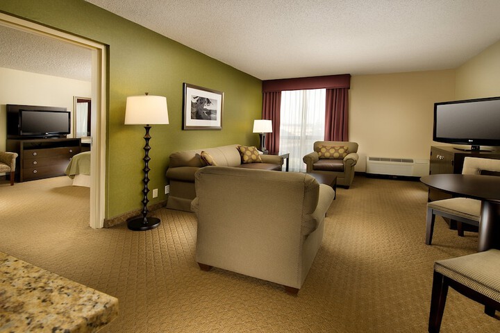Room 17 of 36