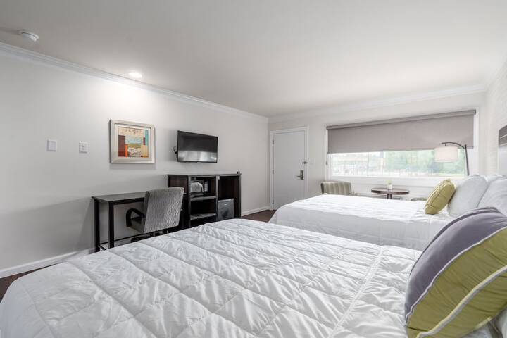 Room 16 of 25