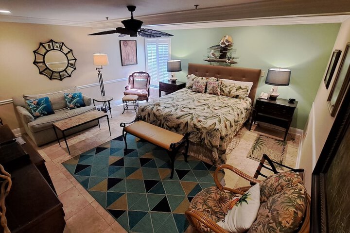 Saint Simons Inn by the Lighthouse