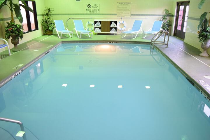 Pool 8 of 70
