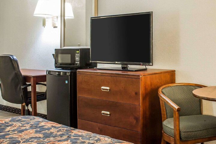 Econo Lodge Scranton near Montage Mountain