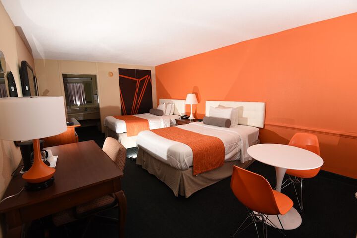 Room 15 of 30