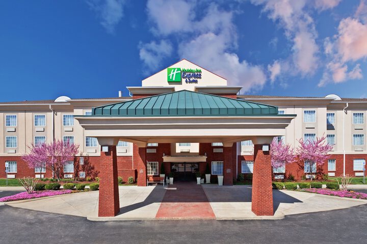 Hotel 8 of 44