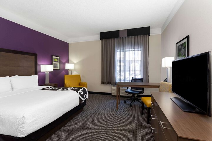 Room 21 of 26