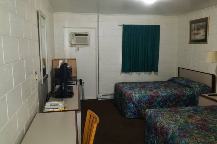 Rosemount Motel