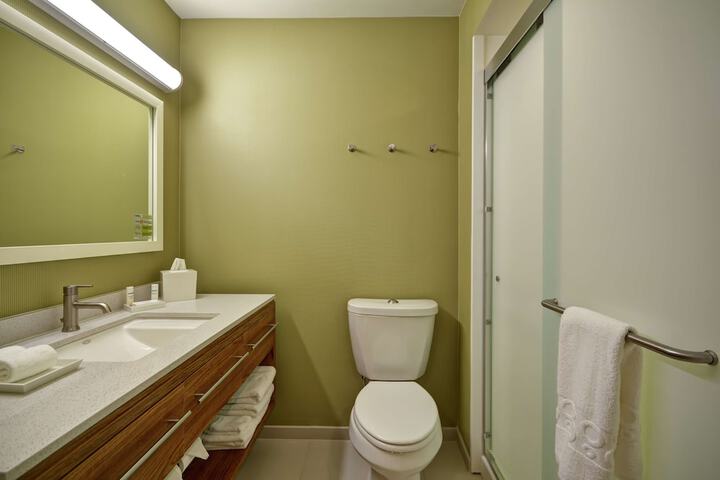 Room 29 of 43