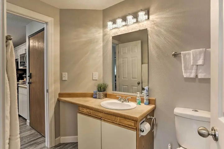 Lead Vacation Rental 17 Mi to Sturgis
