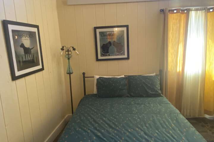 Room 123 of 157