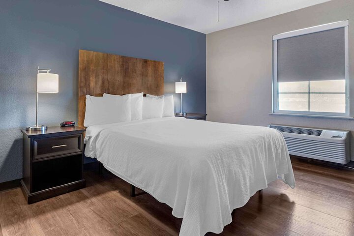 Room 20 of 28