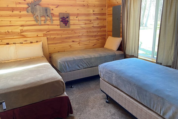 Horseshoe Bay Lodge