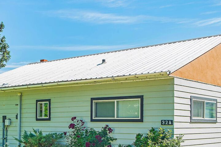 Lake Level Cabin in Oroville