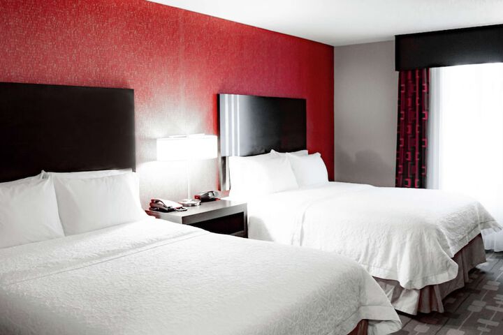 Room 9 of 22