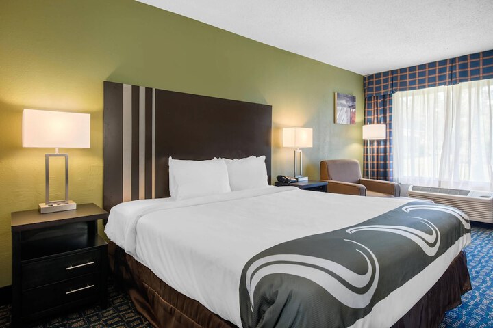 Quality Inn & Suites Brooksville I-75 / Dade City