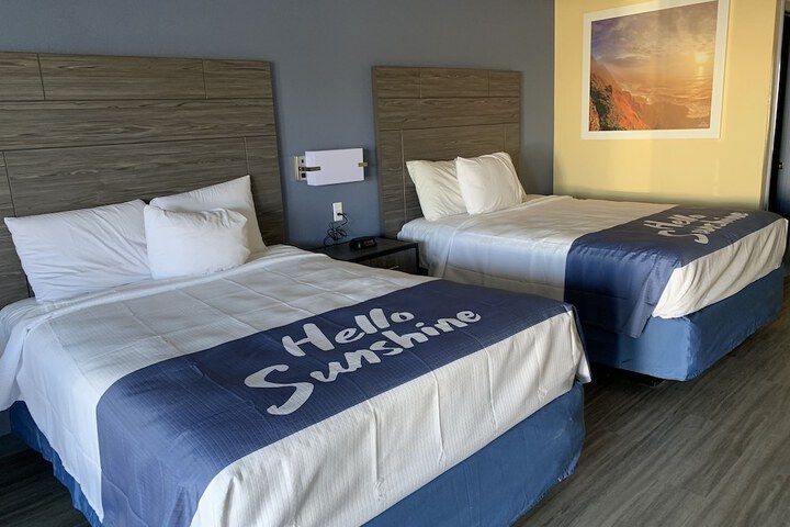 Room 18 of 23
