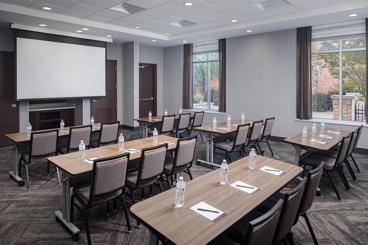 Hyatt Place Sumter / Downtown