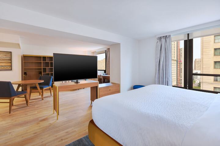 Room 60 of 116