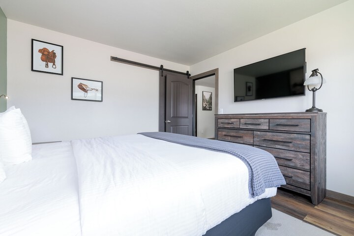 Room 13 of 25