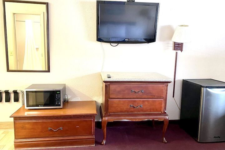 Room 13 of 13
