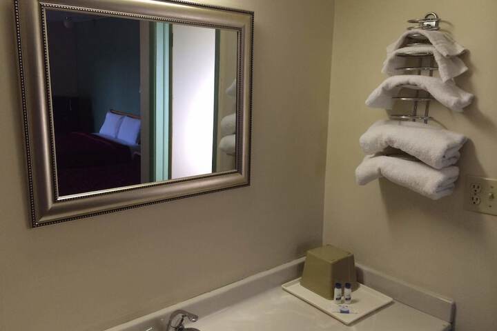 Room 34 of 50