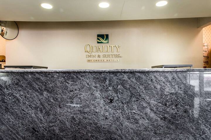 Quality Inn & Suites Fairview - Erie