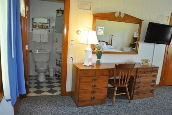 Room 29 of 168