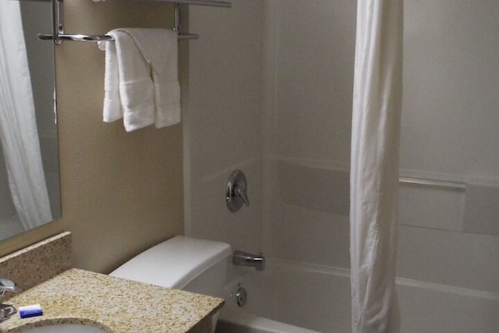 Best Western Lakewinds