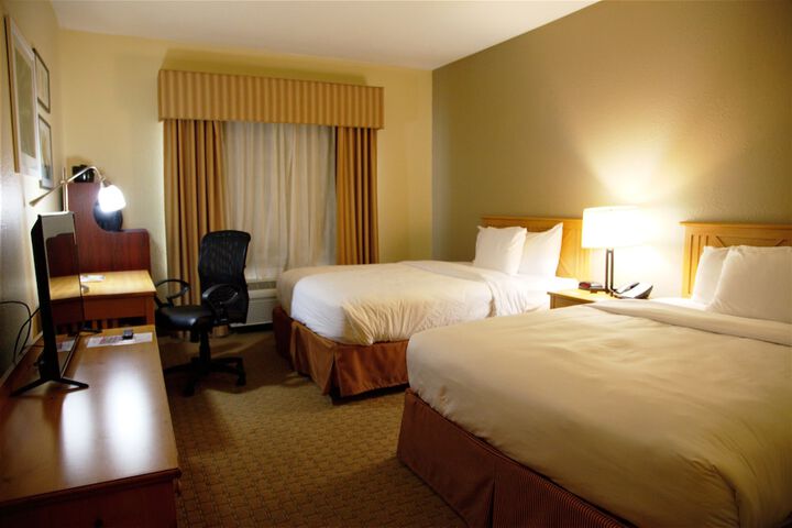 Room 16 of 25