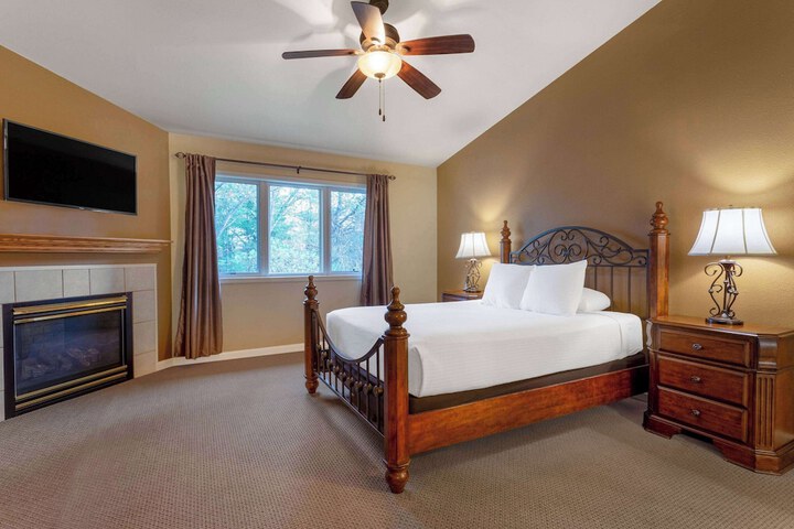Room 14 of 53