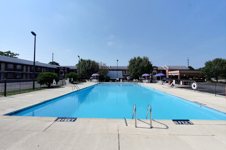 Pool 9 of 45