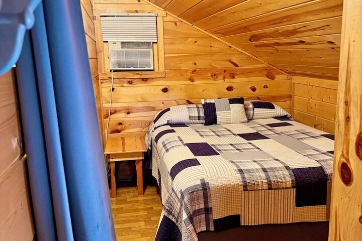 Mountain View Lodge & Cabins